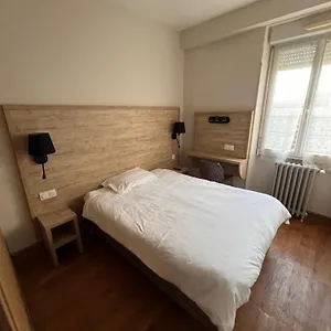 Le D'artagnan Hotel Vic-Fezensac